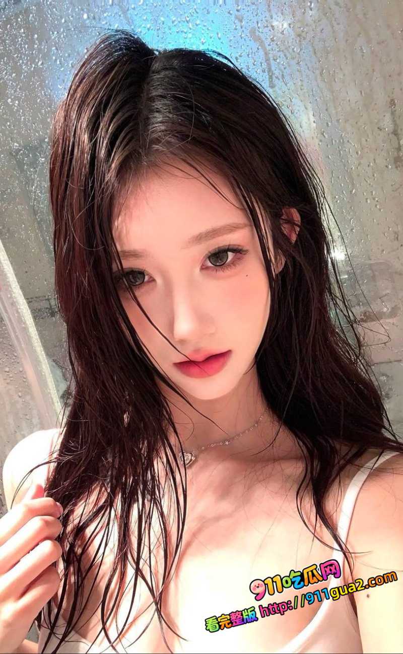长腿模特人妻对镜后入爆操翘臀 双视角 14