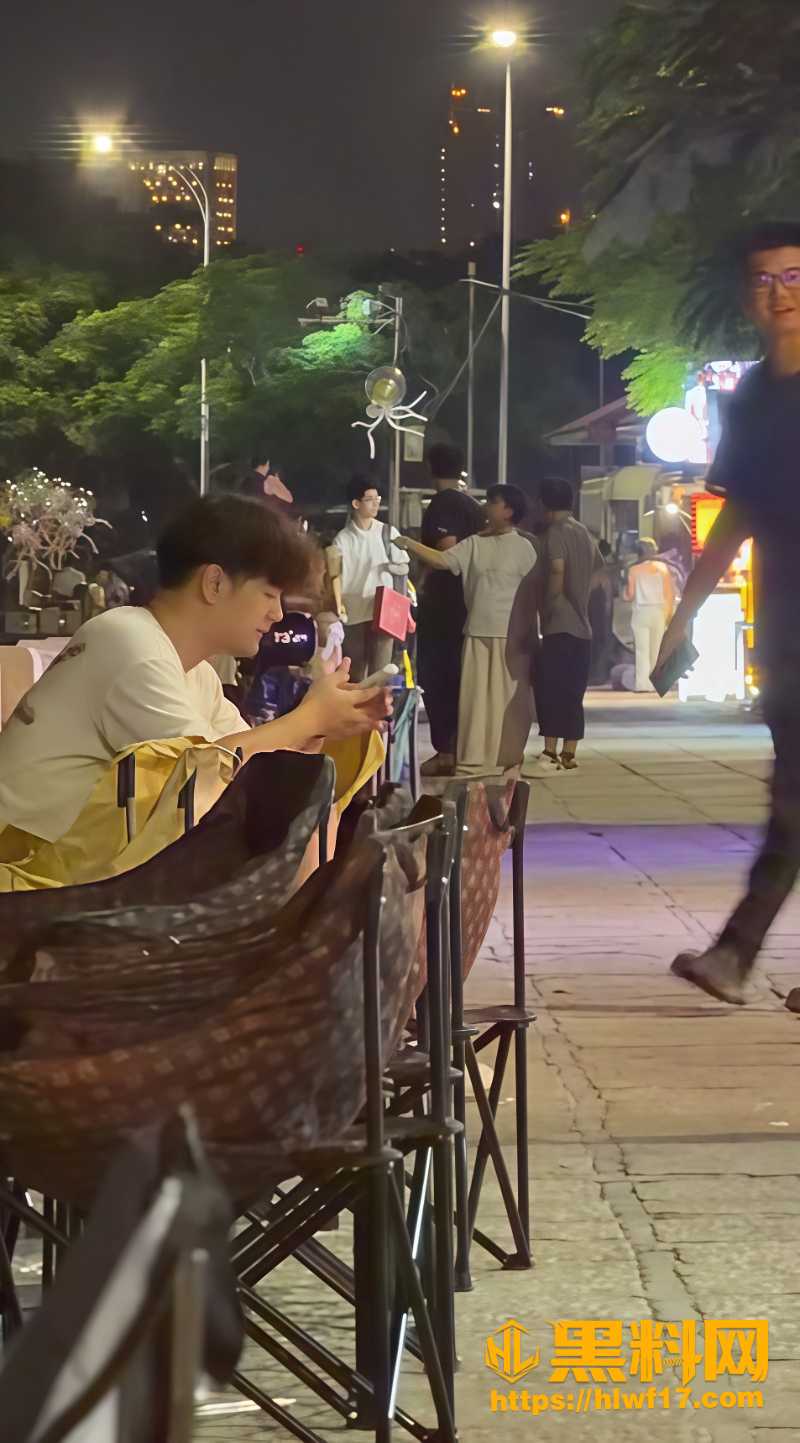 父亲带女儿回家反遭群殴2