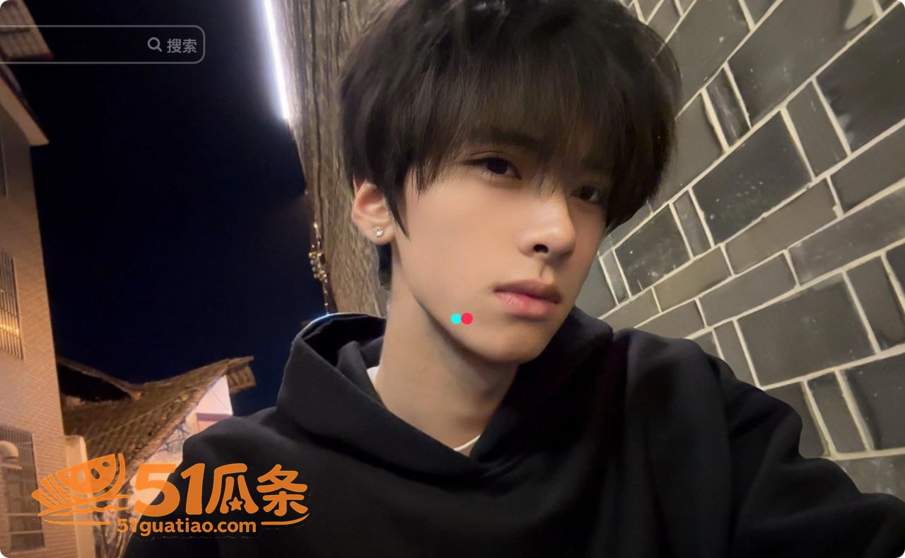 借口 官宣翻车被扒睡相关图片3