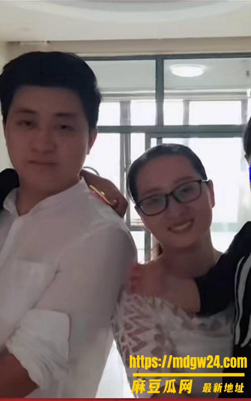 抖音10.6万粉男网红 笑僧26