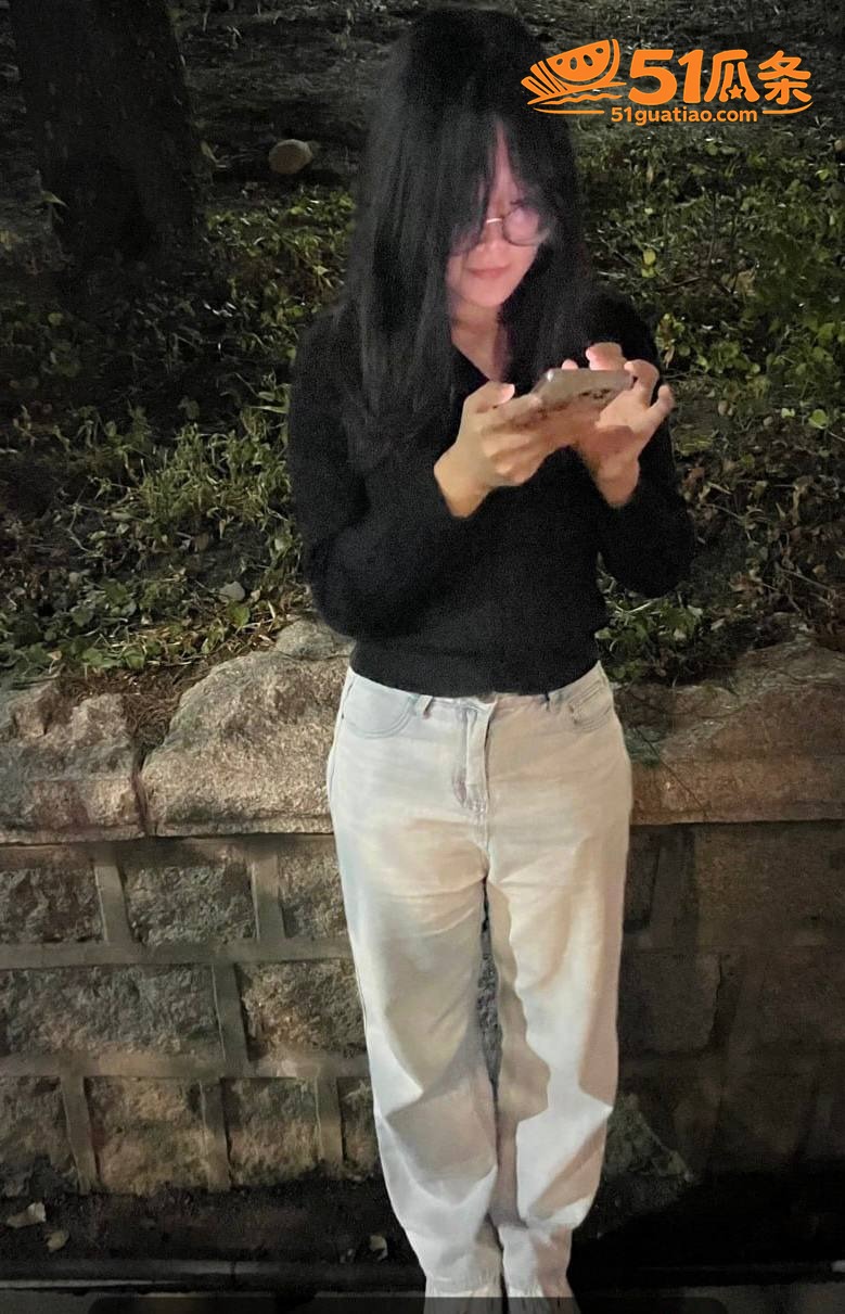 维维神父 睡粉圈钱养相关图片27