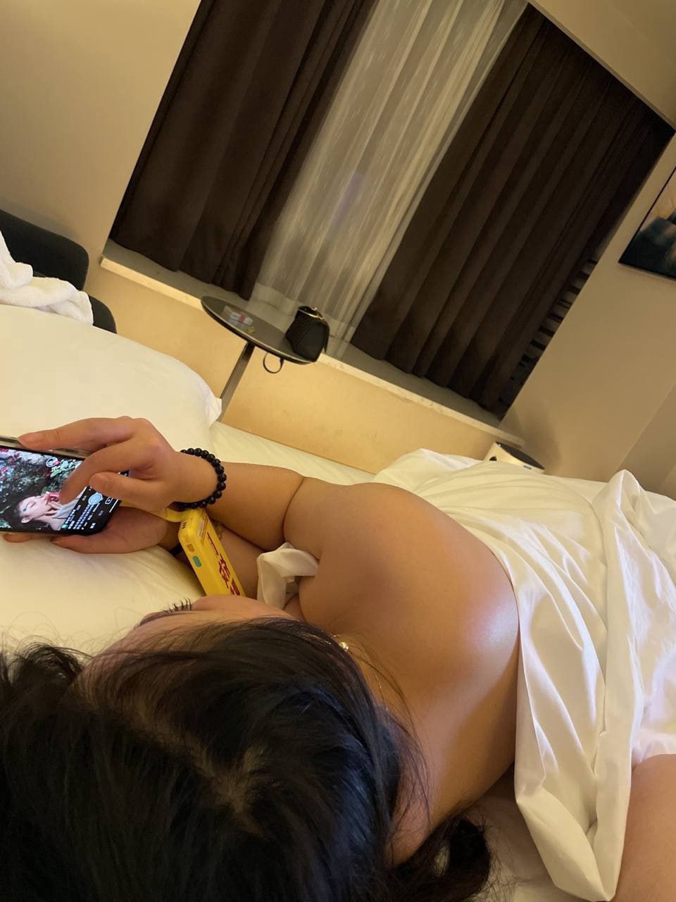 樱桃小口穿着流连忘返