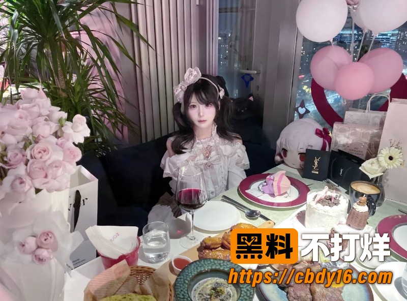 抖音2.4万粉cos女网红齐神出轨  7