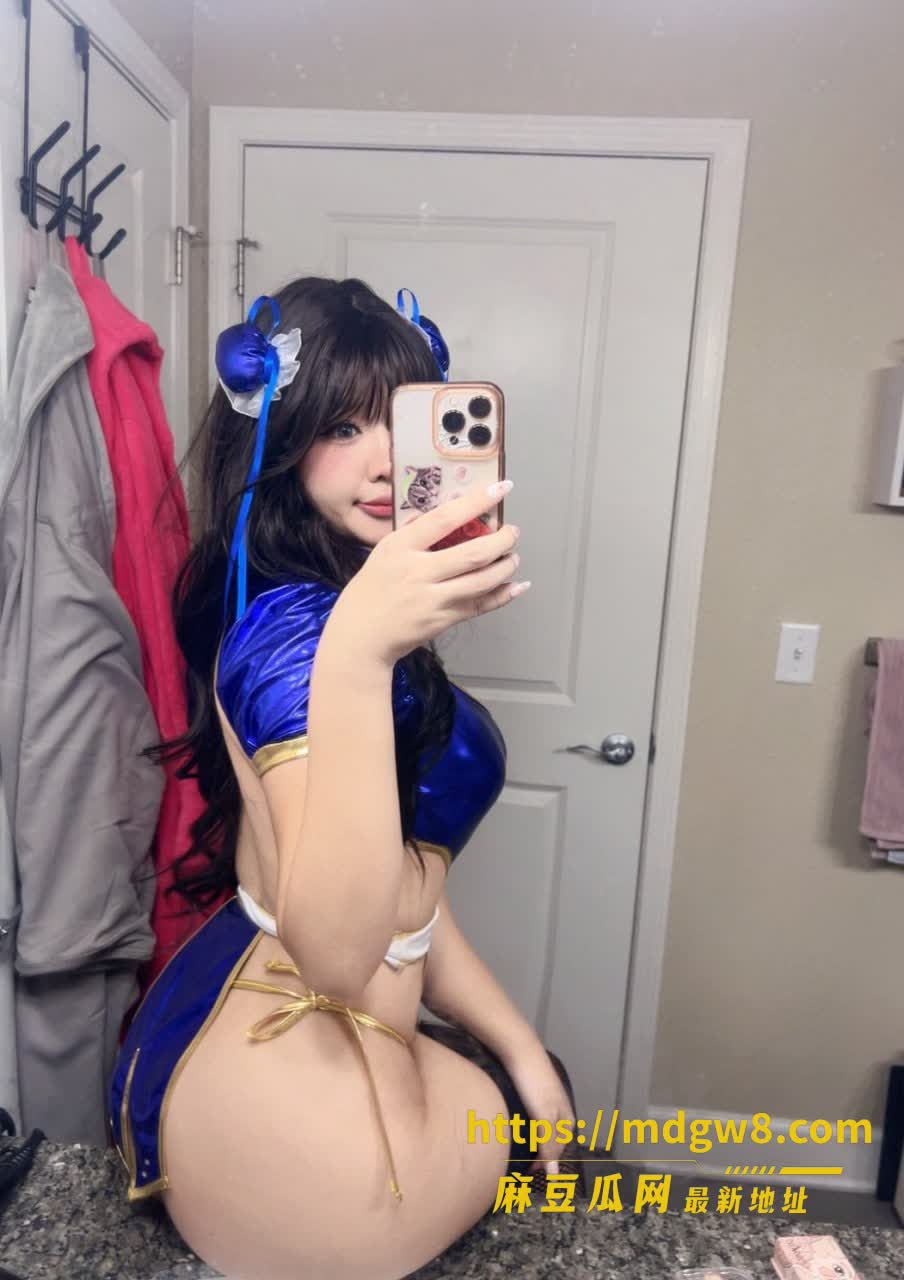 极品巨乳COS福利姬2