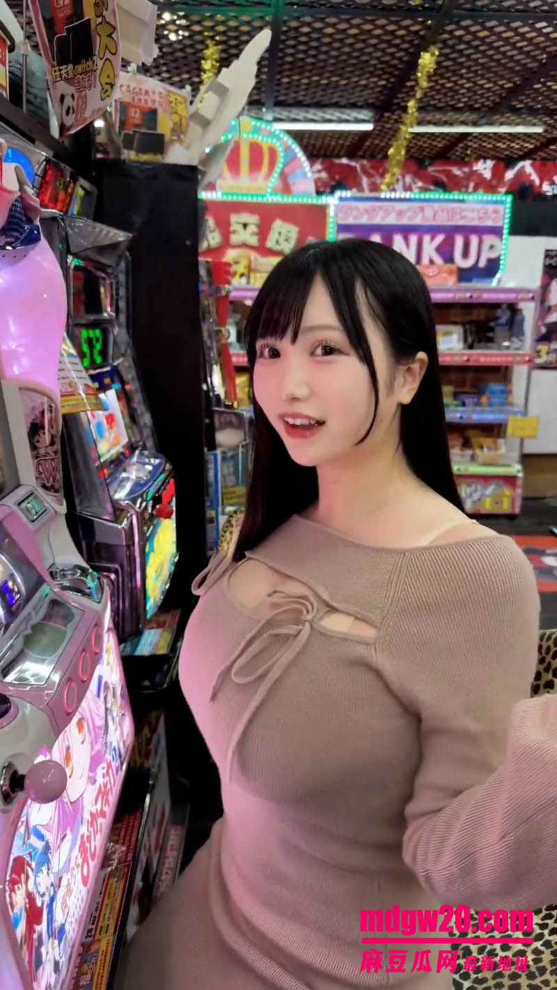 推特福利姬白豚 骚舞合集第二弹 极品高颜值樱花妹巨乳诱惑