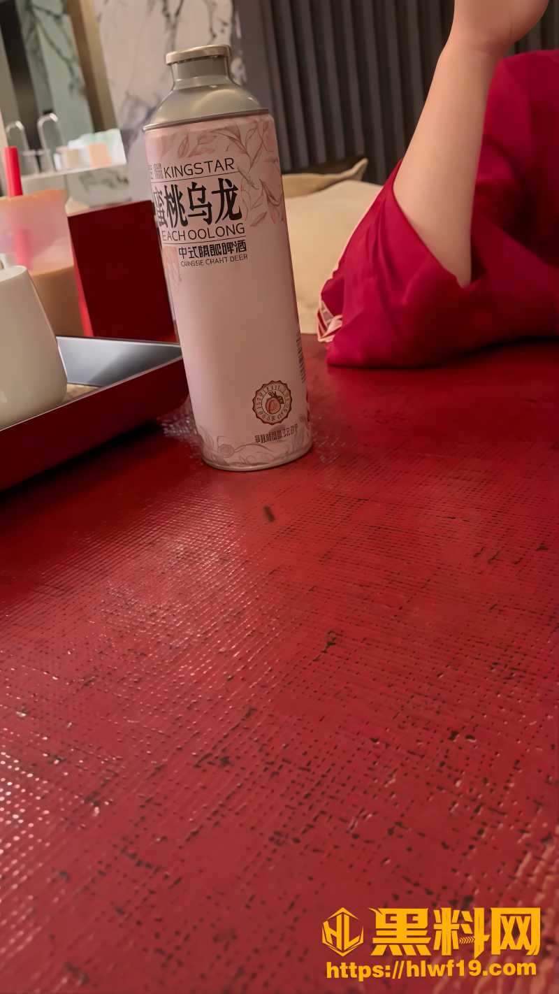 张帅何奇颖裸婚请帖 3