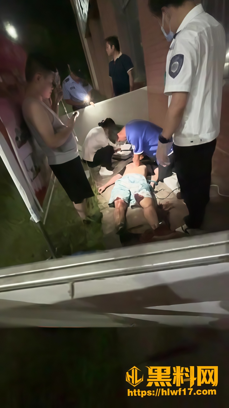 学生坠楼4