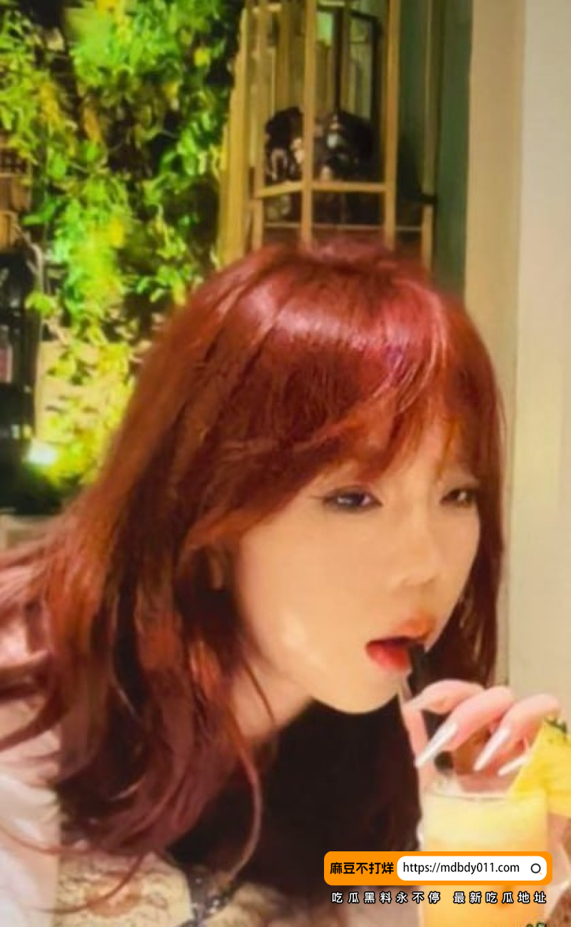 深圳女大学生赵雅琳私拍3