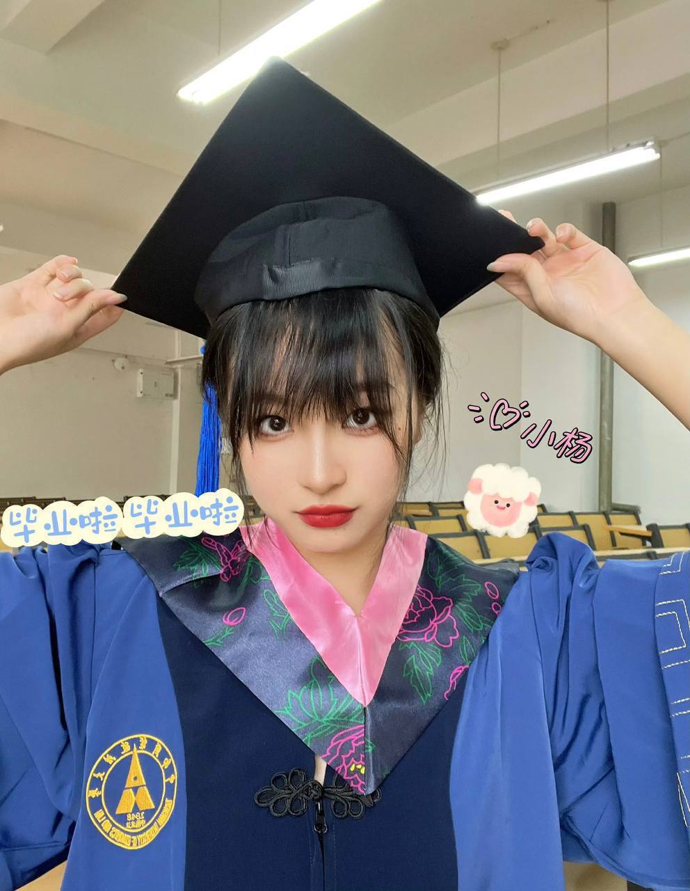 大学生下海兼职被偷拍