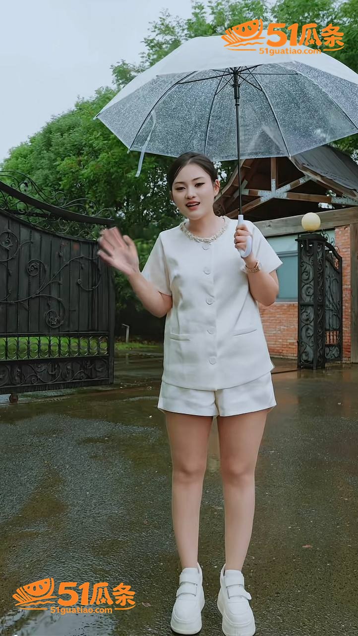唐三妹 丈夫去世后带相关图片12