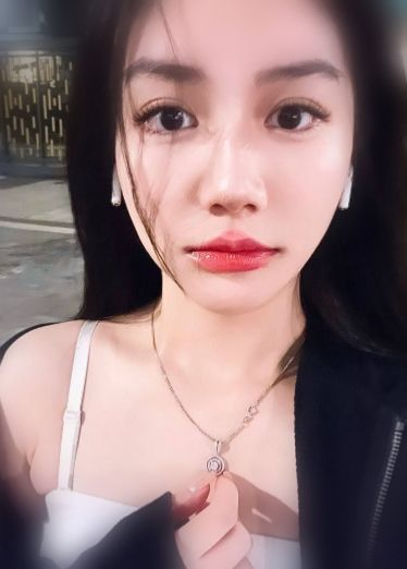 温柔知性大姐姐吃鸡吧