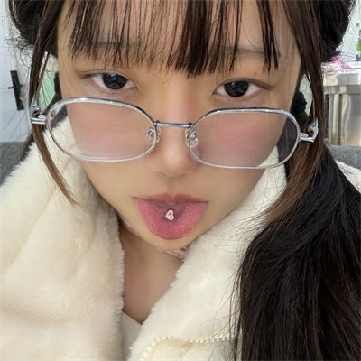 爸爸 …放学接我回家呀 好想喝牛奶