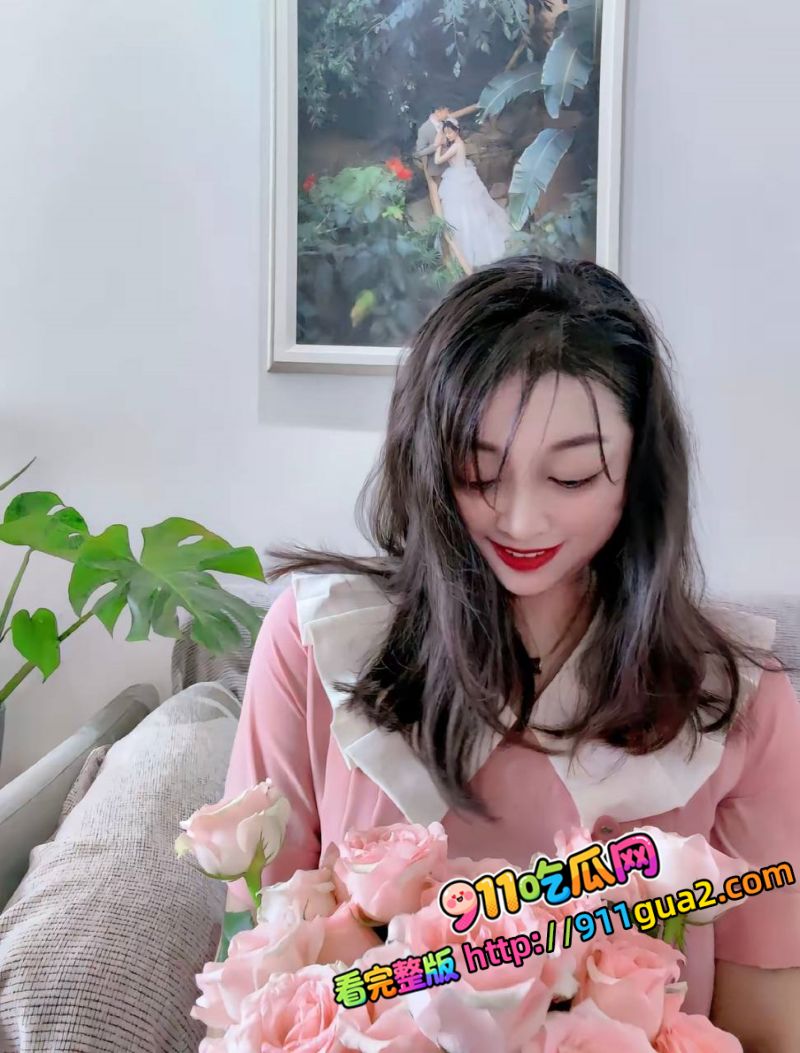 山东泰山足球解说网红 橙翼振兴 前妻爆料聊骚女球迷 照片8