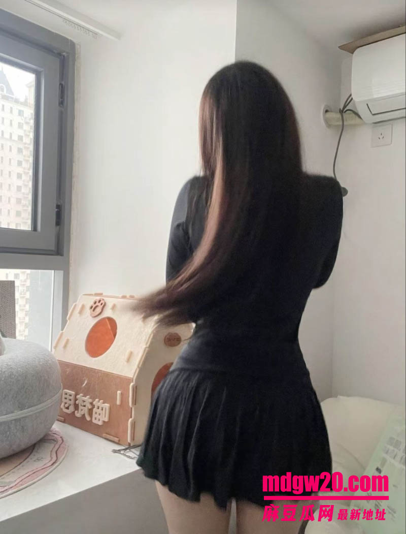 吉林四平反差婊包子雪 不雅视频合集流出 清纯眼镜萌妹美乳翘臀对镜诱惑自拍