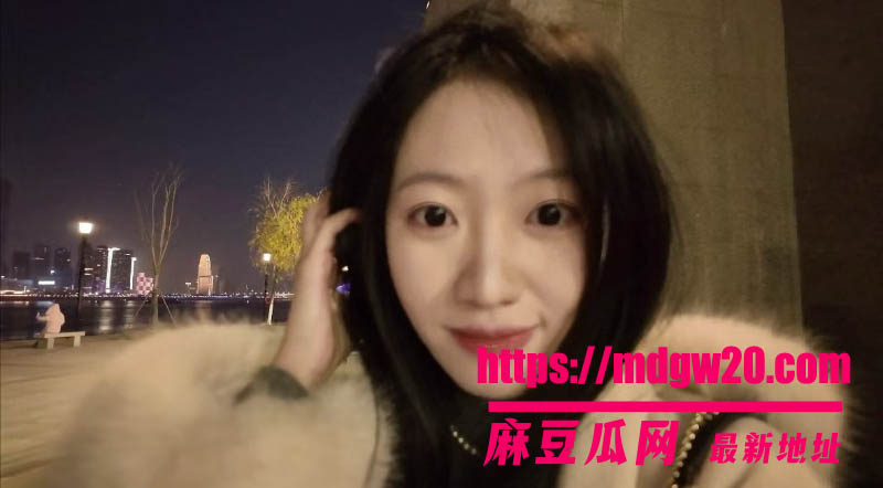 郑州大学文学院反差婊 许安然不雅视频合集流出 清纯女大的淫乱日常