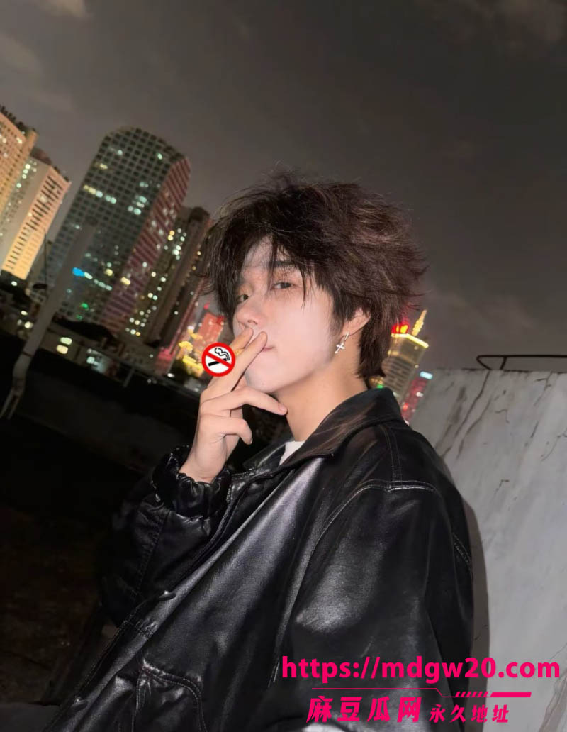 抖音博主hcc黄崇澄 出轨PUA翻车 前女友实名爆料 同时跟多名大姐开房 当男模得尖锐湿疣